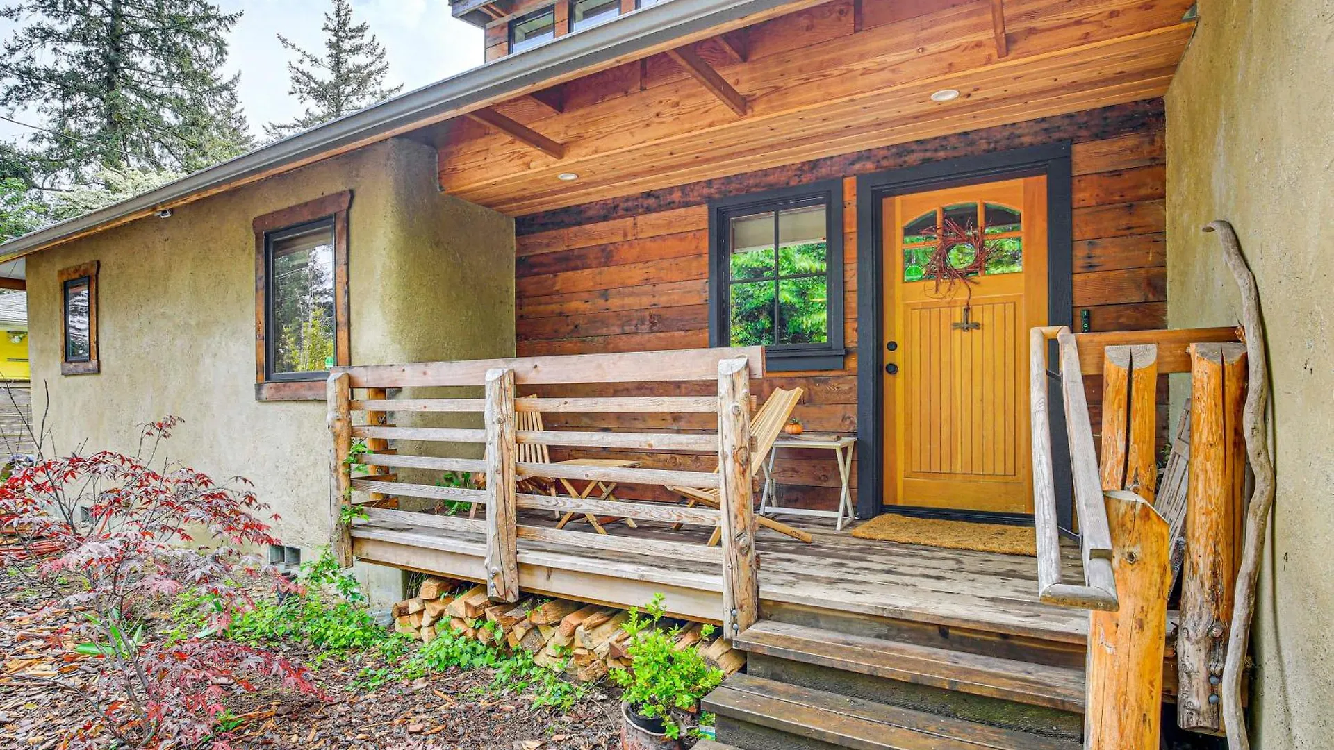 Unique And Serene Retreat, 7 Mi To Downtown Portland Holiday home